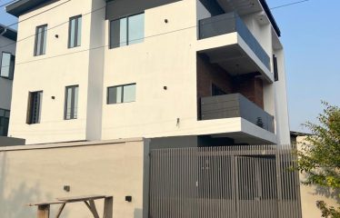 Standard 5 Bedroom Fully Detached Duplex with BQ For Sale @ Omole Phase 1