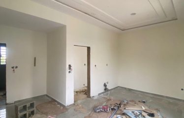 Exclusive 5 Bedroom fully detached with bq