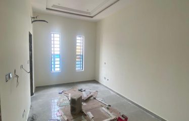 Exclusive 5 Bedroom fully detached with bq