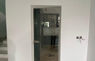 5 Bedroom fully detached with bq