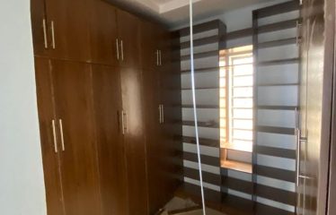 Stylish 5 Bedroom duplex with bq (2 units)