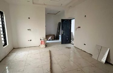 Exquisite 5 bedroom detached duplex with BQ