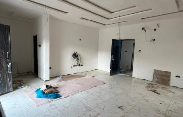 Exquisite 5 bedroom detached duplex with BQ