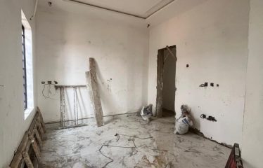 Tastefully Furnished 4 bedroom terrace duplex with bq