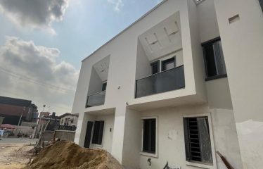 Tastefully Furnished 4 bedroom terrace duplex with bq