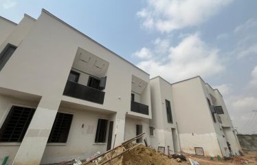 Tastefully Furnished 4 bedroom terrace duplex with bq