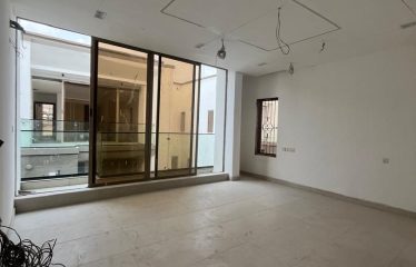 Luxury 4 bedroom Terrace Duplex with Bq