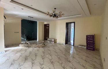 Modern 4 Bedroom Terrace Duplex with bq