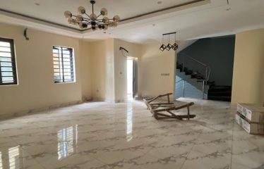 Modern 4 Bedroom Terrace Duplex with bq