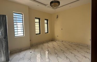 Modern 4 Bedroom Terrace Duplex with bq